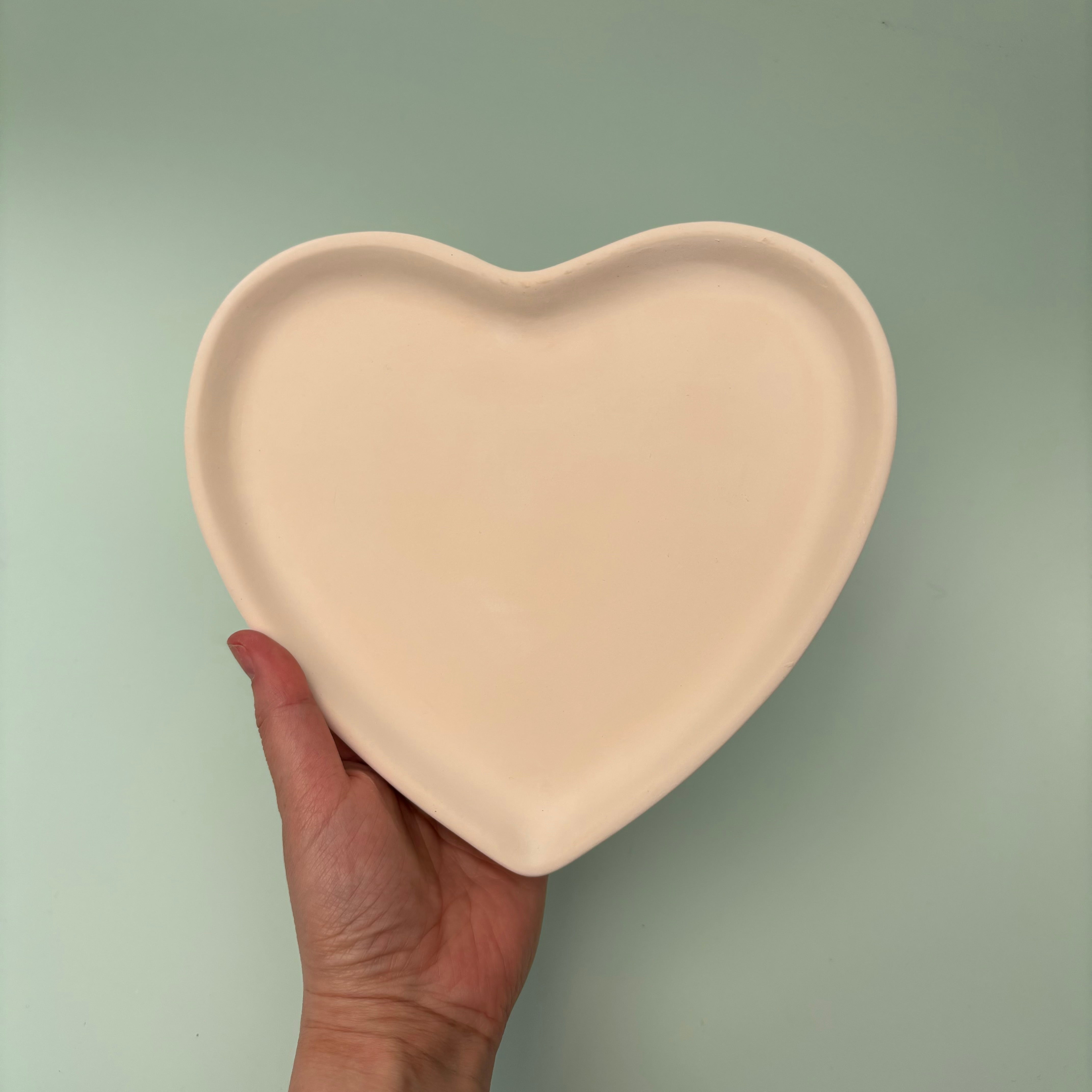20cm Heart Shaped Plate - PaintPott