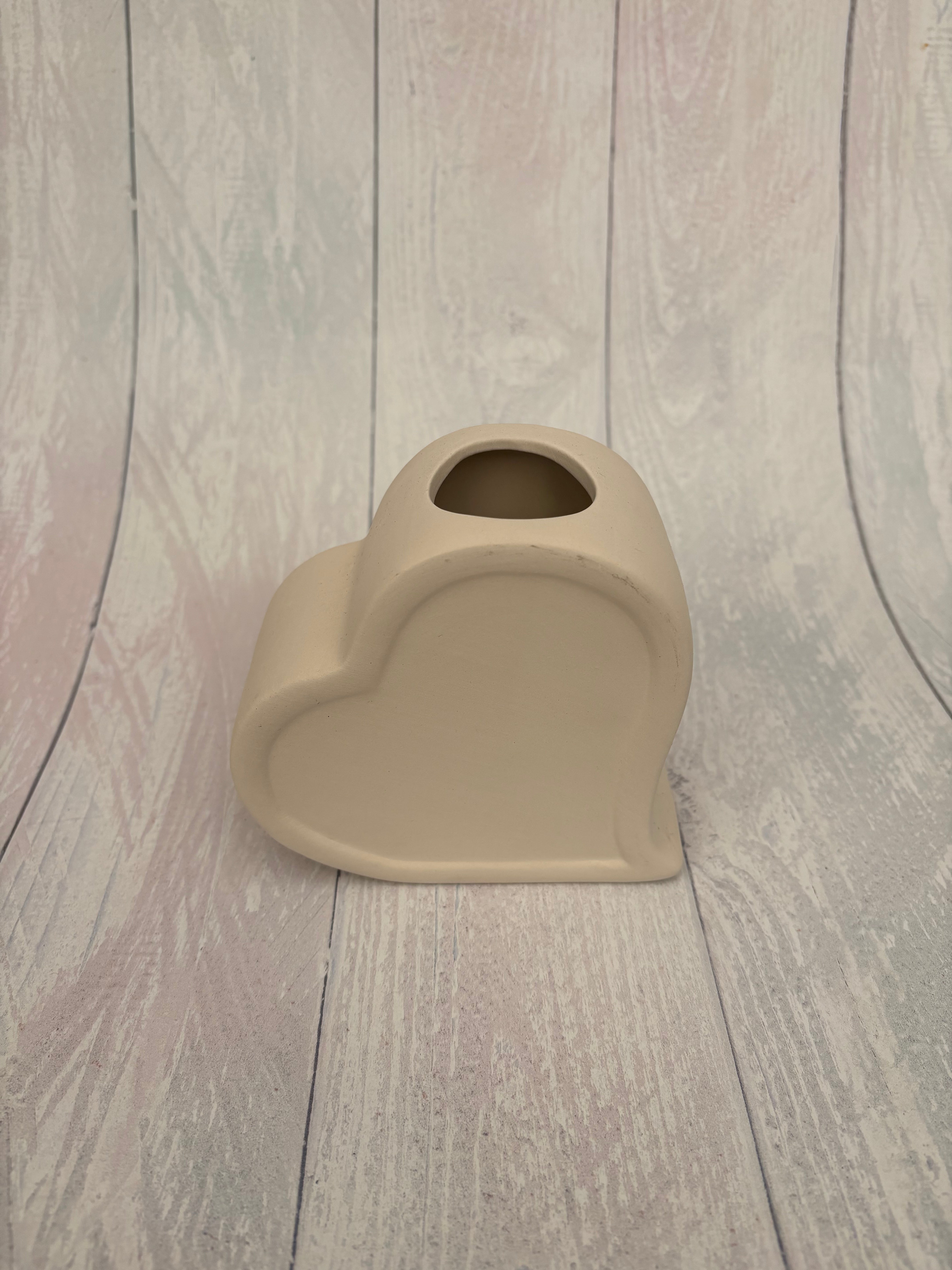Heart Vase - PaintPott